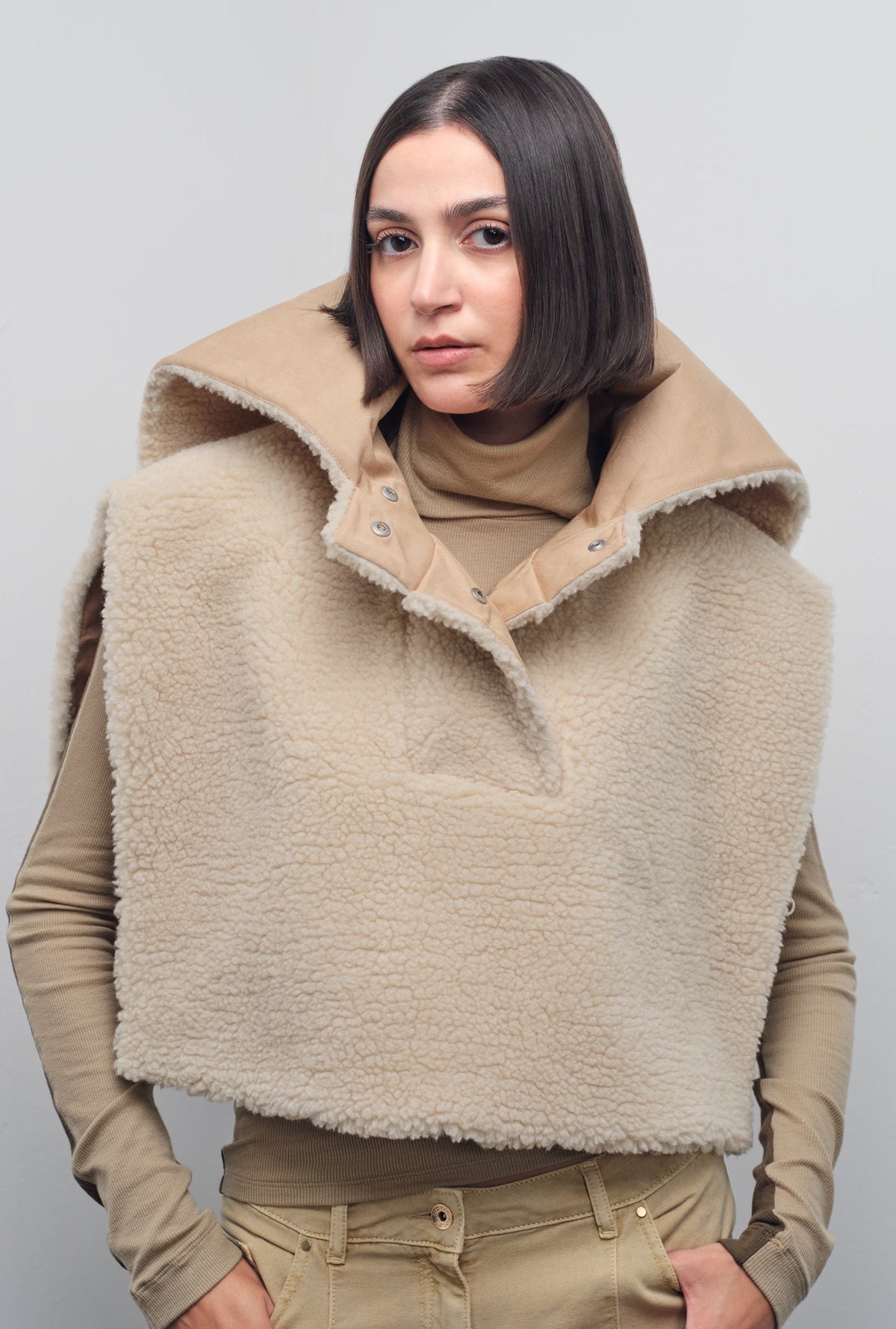 CALIA HOODED WAISTCOAT