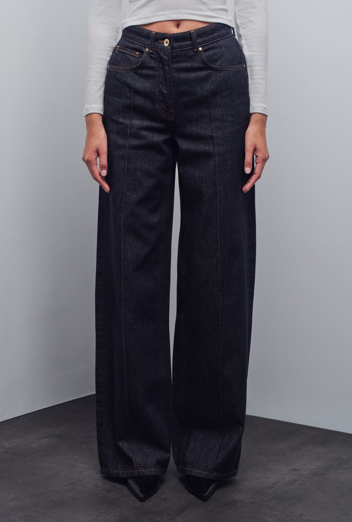 DELIA STRAIGHT DENIM PANTS