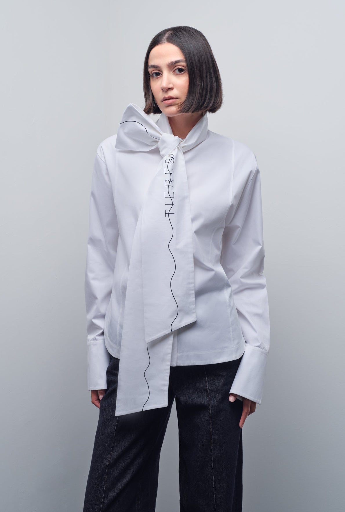GISELE POINT COLLAR SHIRT