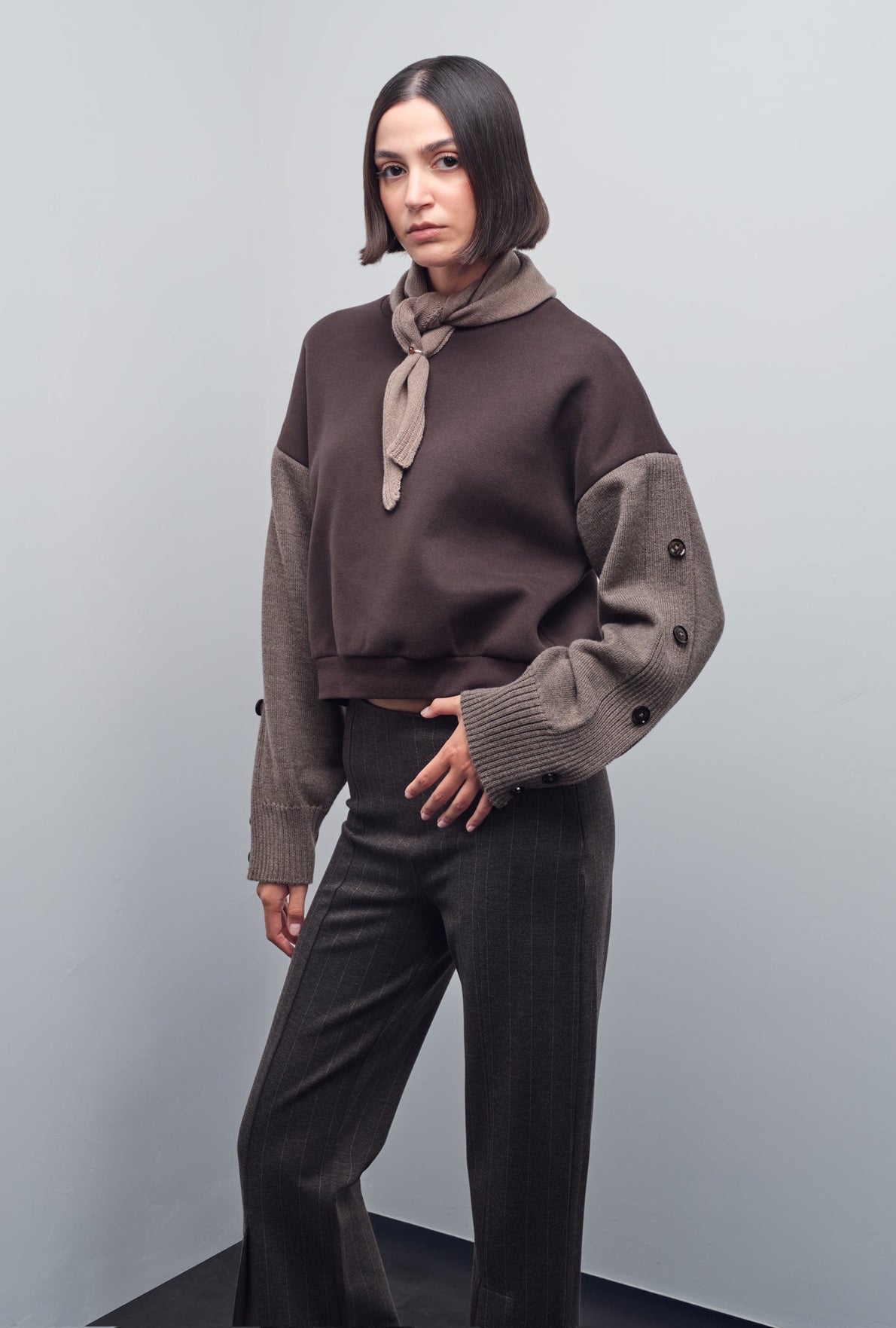 NOA BUTTON SLEEVE KNITWEAR