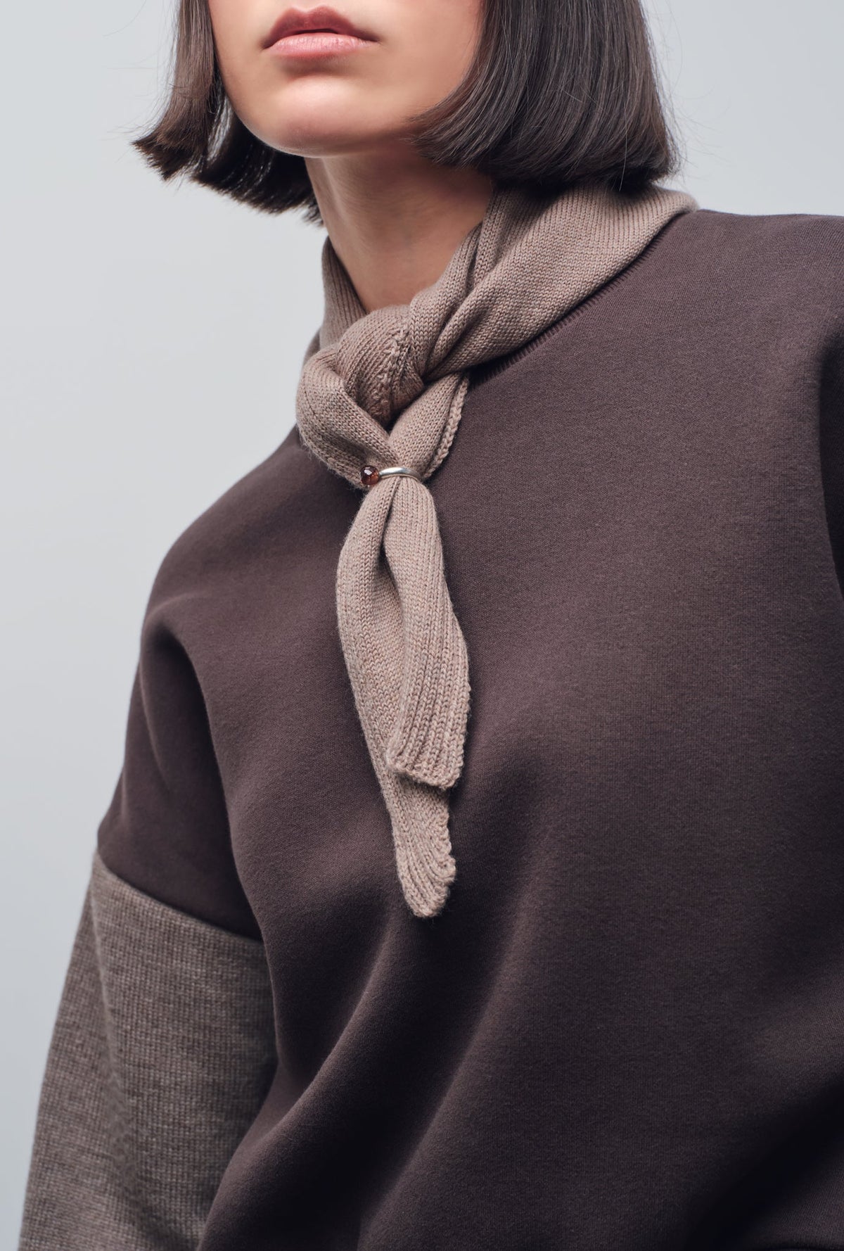 NOA BUTTON SLEEVE KNITWEAR
