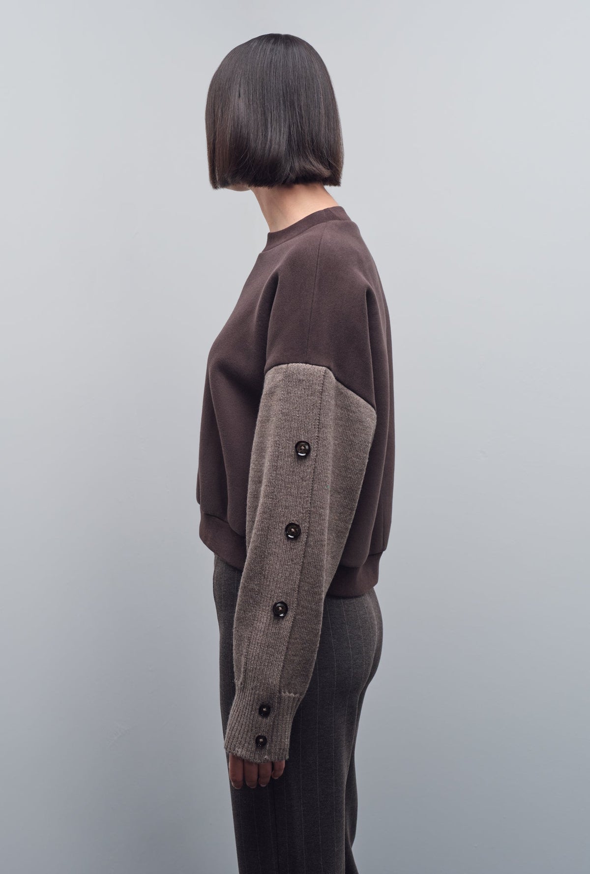 NOA BUTTON SLEEVE KNITWEAR