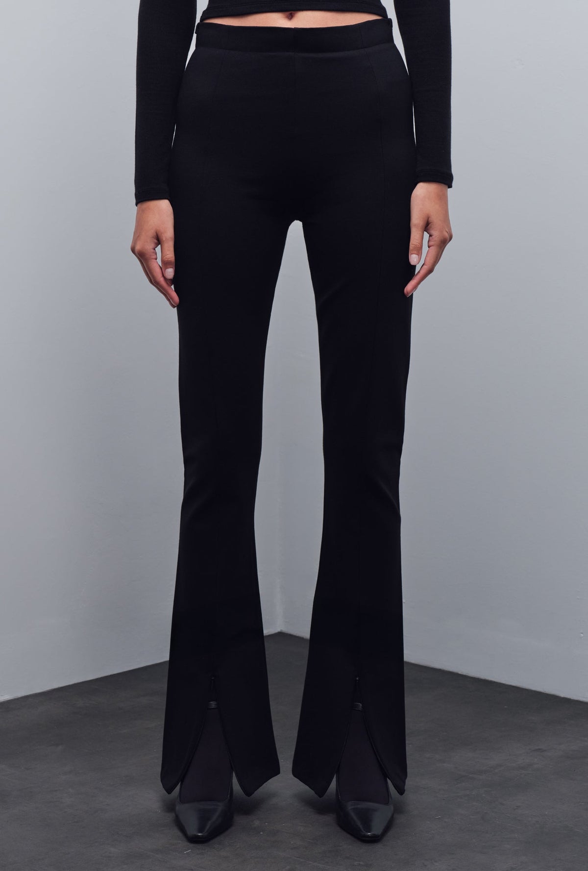 PLOT FLARED PANTS