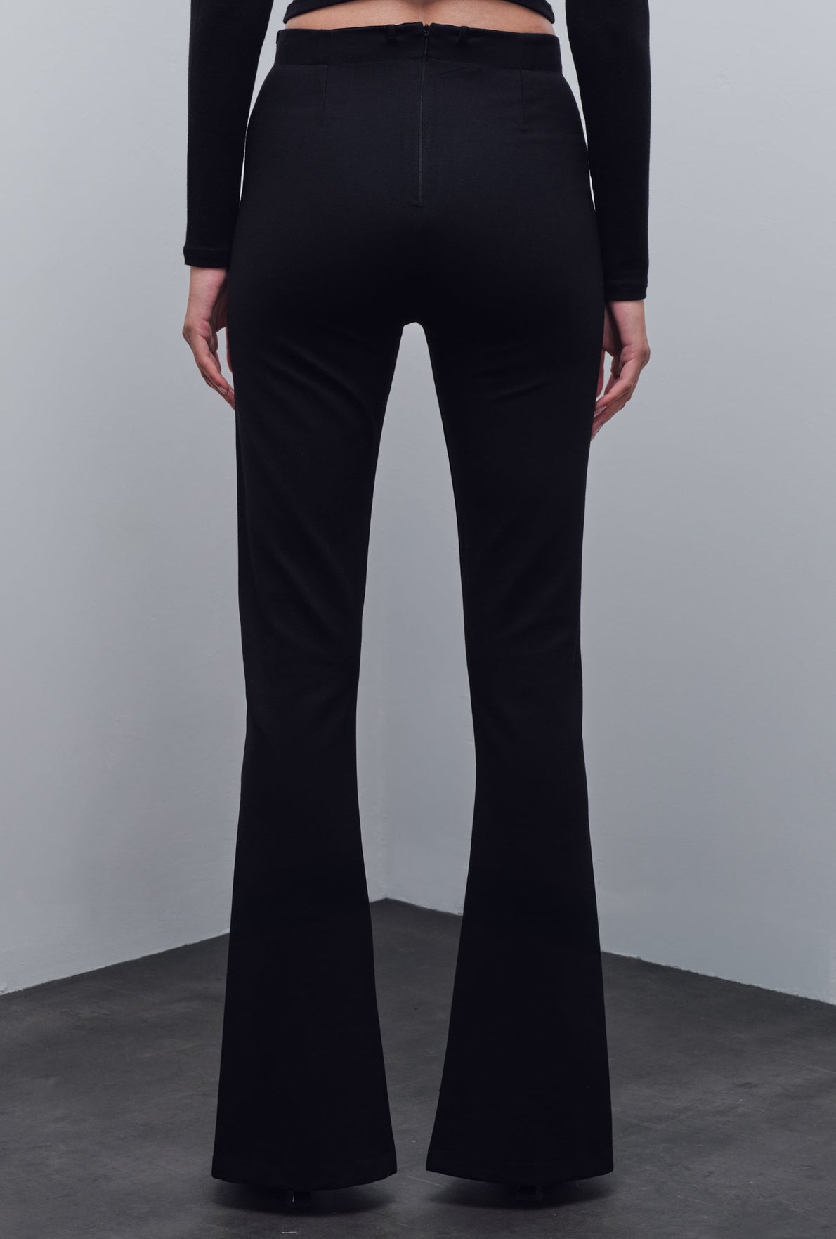 PLOT FLARED PANTS