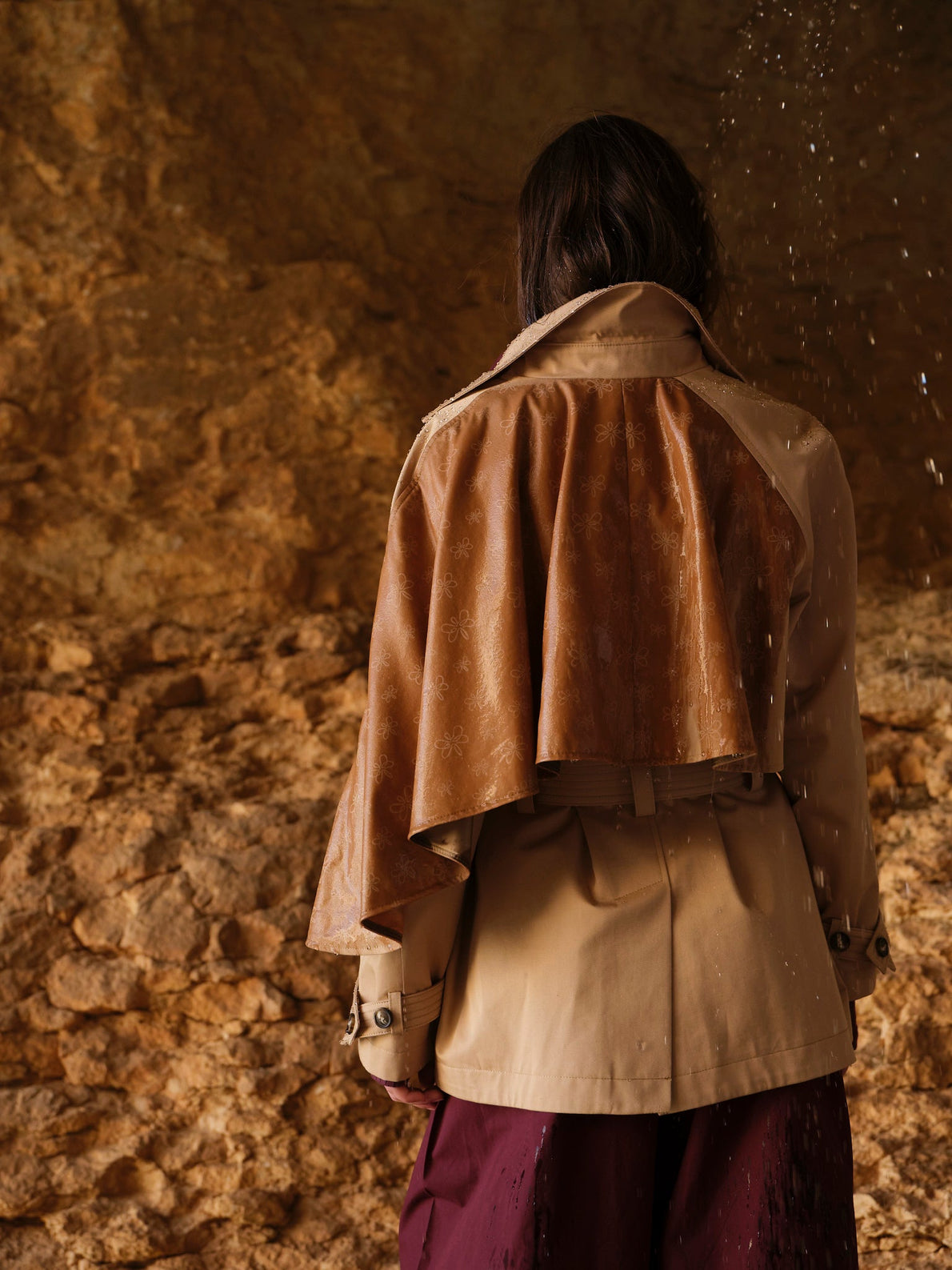 TOSCA SHORT TRENCHCOAT