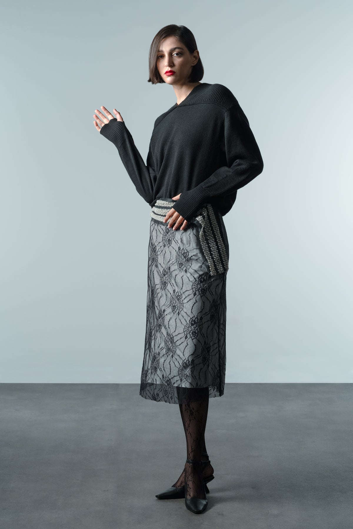 TRAMA V-NECK KNITWEAR