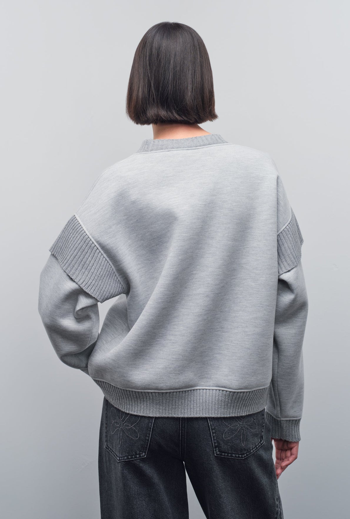 VELA KNIT-TRIM SWEATSHIRT
